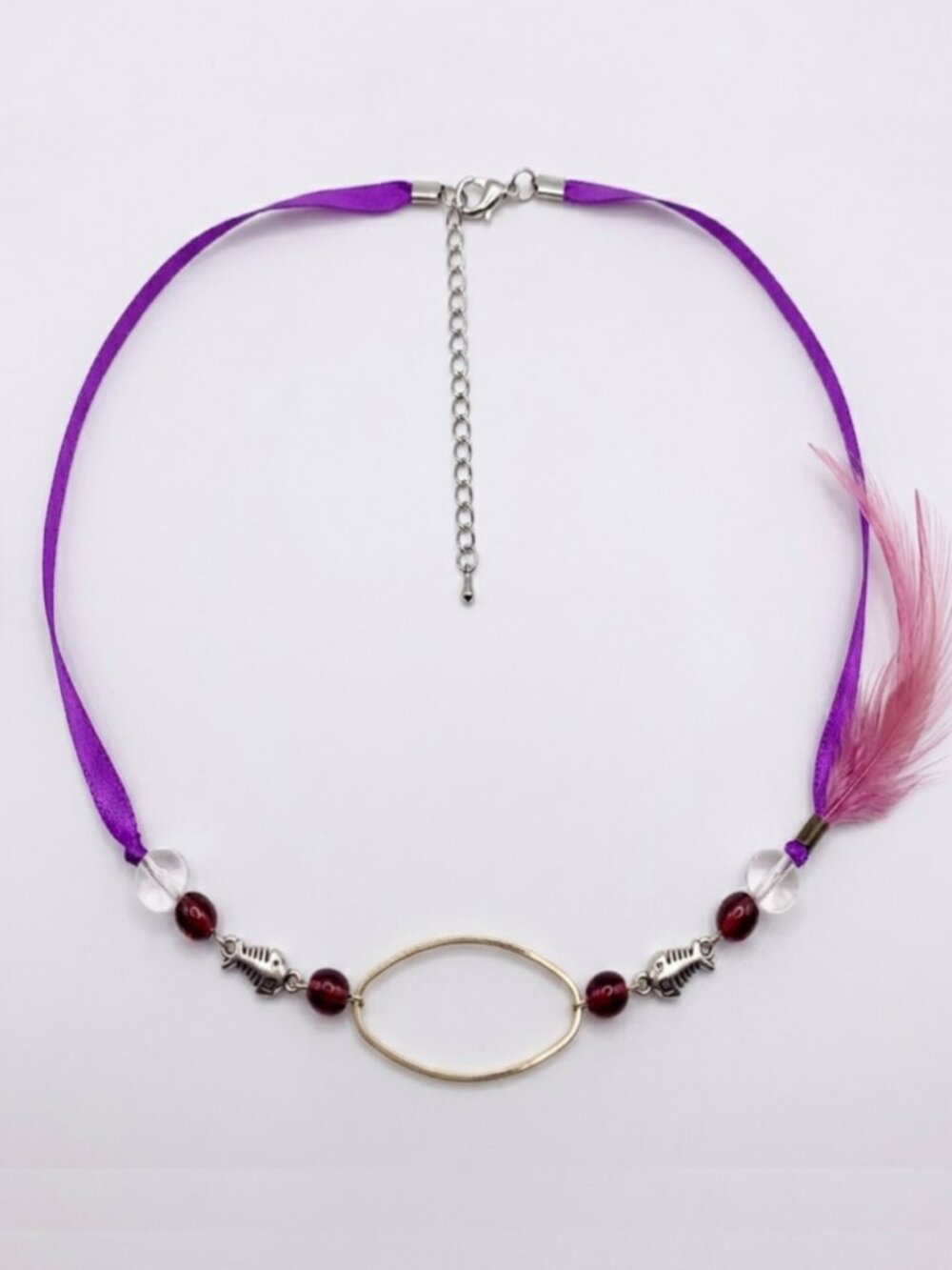 CREATION - - Short necklace - ruban feather & beads purple